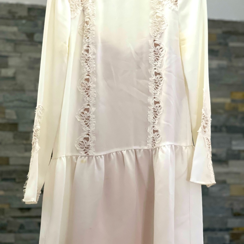 Gorgeous lace dress